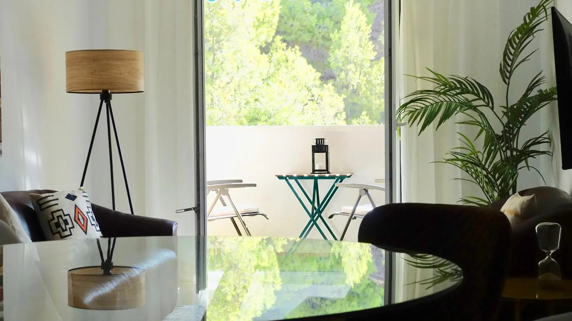Large Appartement With Great Views Malaga Apartment